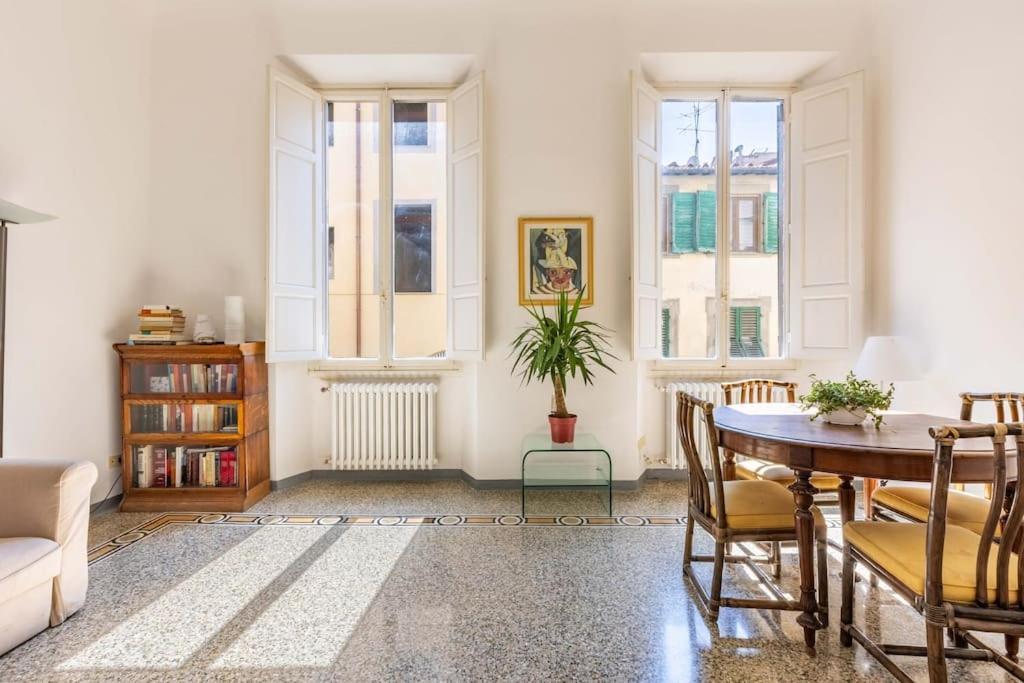 Academia Of Davide Spacious Apartment Florence Exterior photo