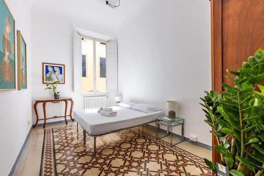 Academia Of Davide Spacious Apartment Florence Exterior photo