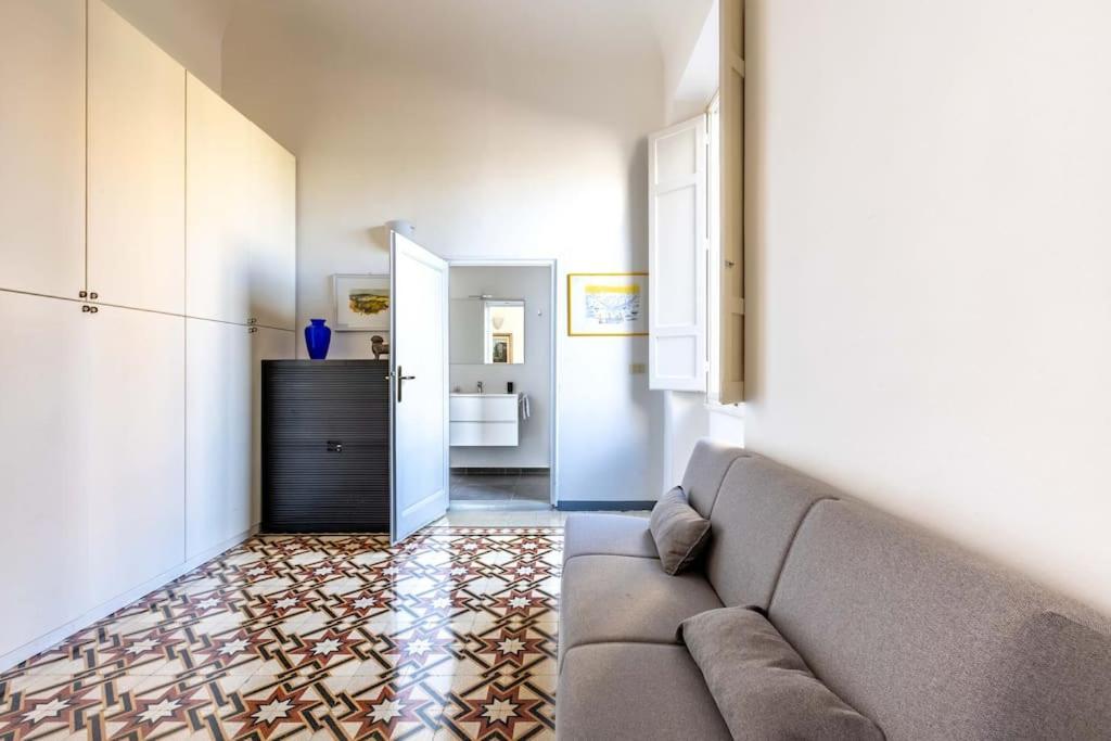 Academia Of Davide Spacious Apartment Florence Exterior photo