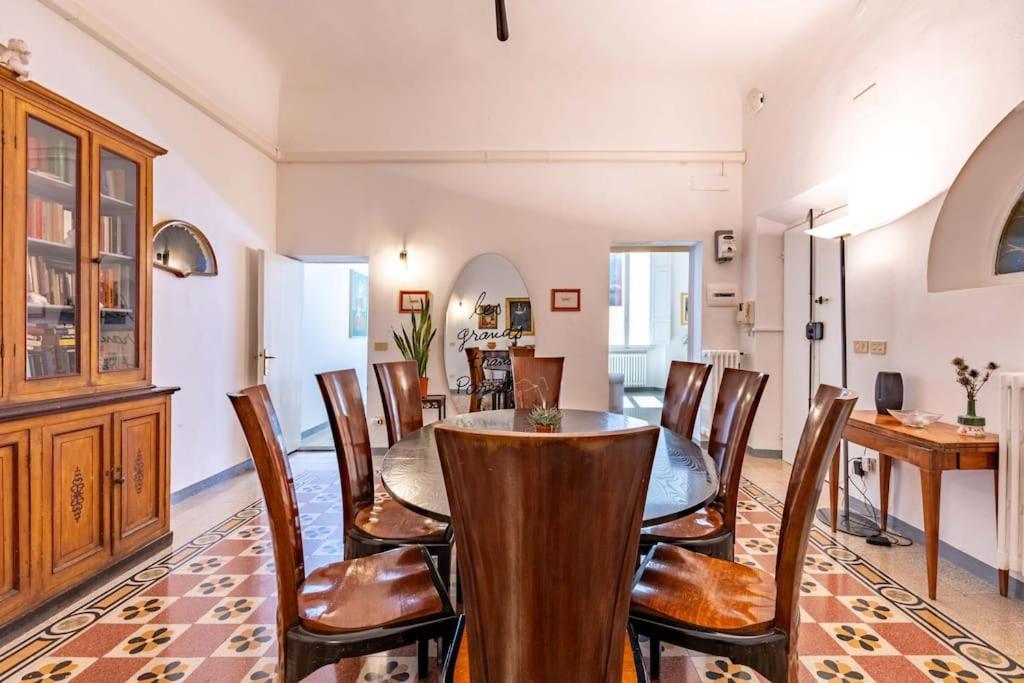 Academia Of Davide Spacious Apartment Florence Exterior photo