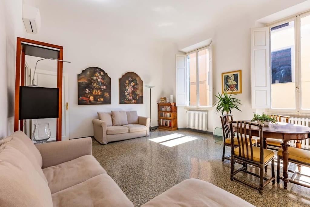 Academia Of Davide Spacious Apartment Florence Exterior photo